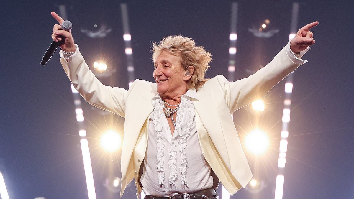 Glastonbury headliner Rod Stewart's bizarre pre-show ritual revealed as he's set to take the stage at iconic festival