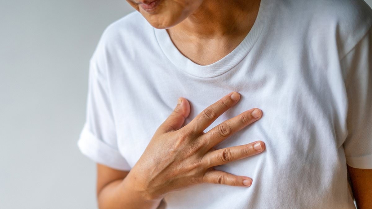 I suffer with random heart palpitations but the ECG came back normal... so what could it be? DR ELLIE answers