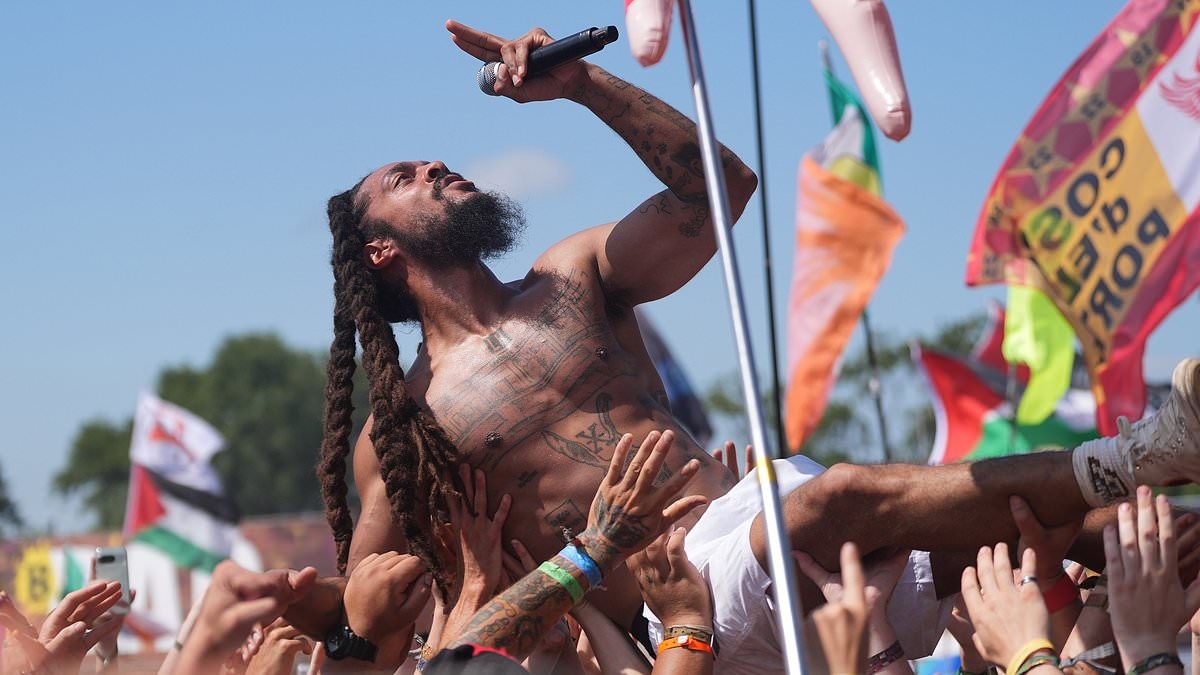 BBC chiefs 'should face charges' over Glastonbury... Outrage grows after broadcast of vile 'death to Israeli soldiers' chants