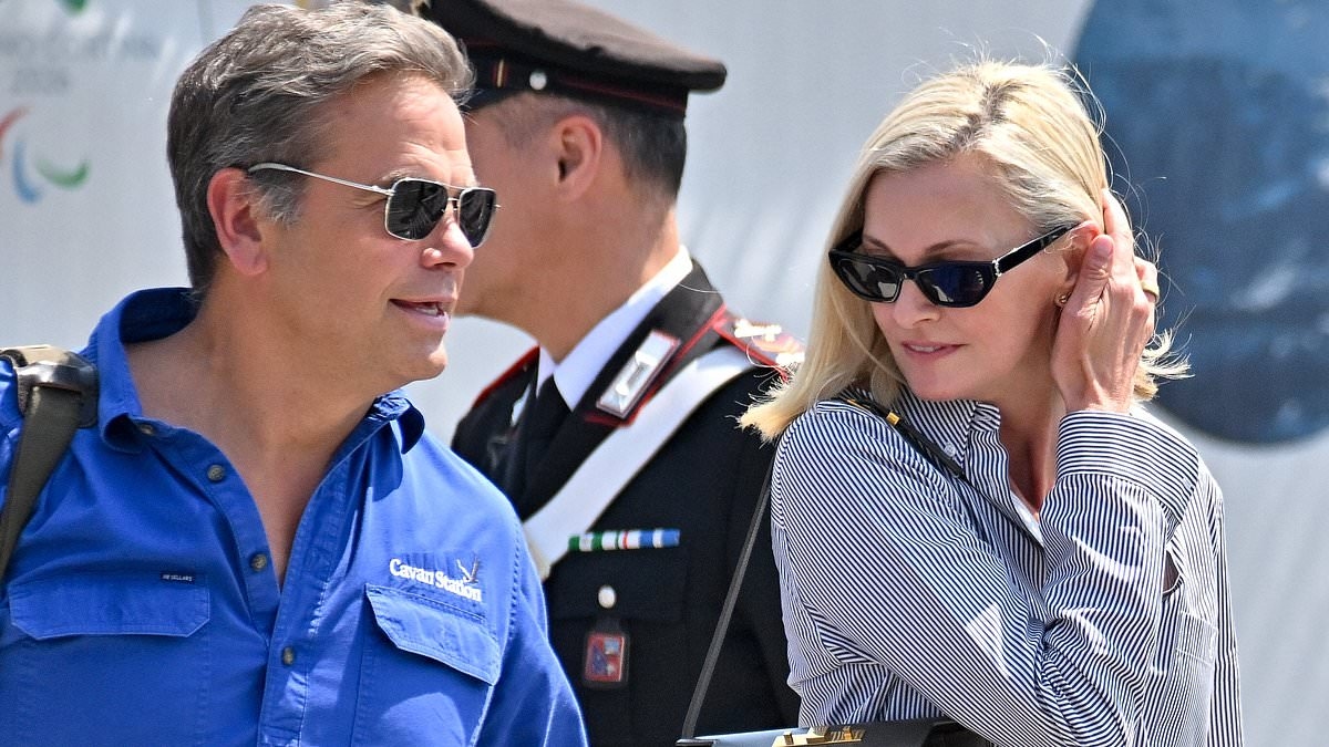 Sarah Murdoch wears millions of dollars worth of jewels and accessories during Jeff Bezos and Lauren Sanchez's wedding