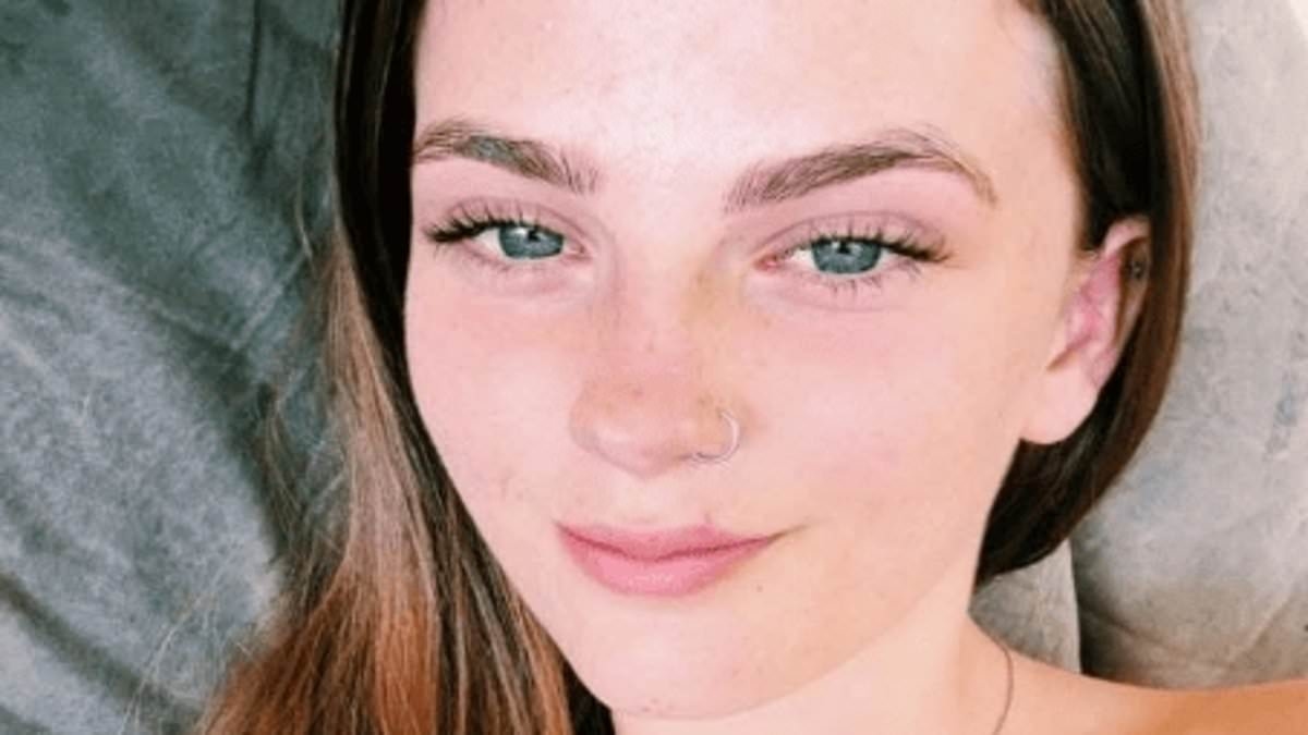 Pheobe Bishop's aunty lashes out at the dead teenager's family just hours before her funeral