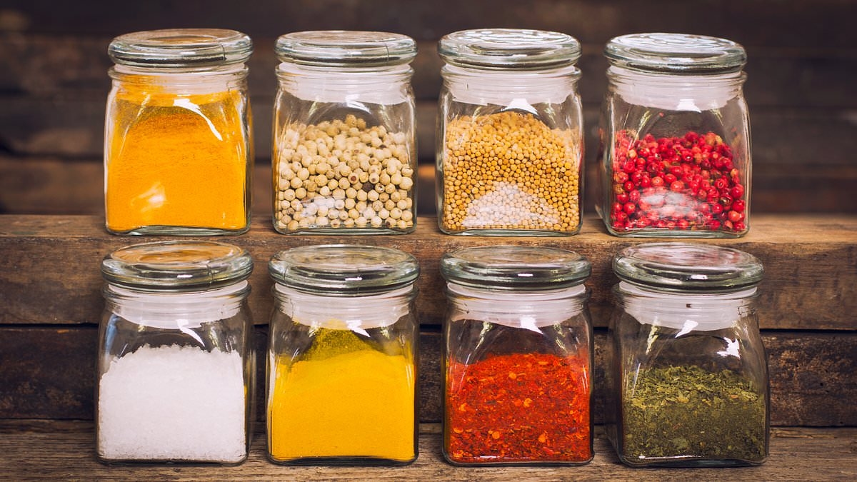 Experts discover popular spice could help beat bowel cancer - daily dose wards off tumours, study suggests