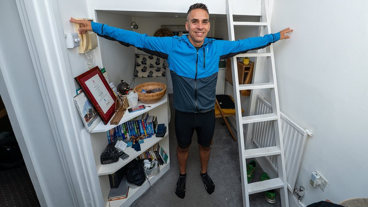 Man who pays £1,400 a month to live in one of London's smallest flat in millionaire neighbourhood reveals what the one problem is - and it's NOT the size
