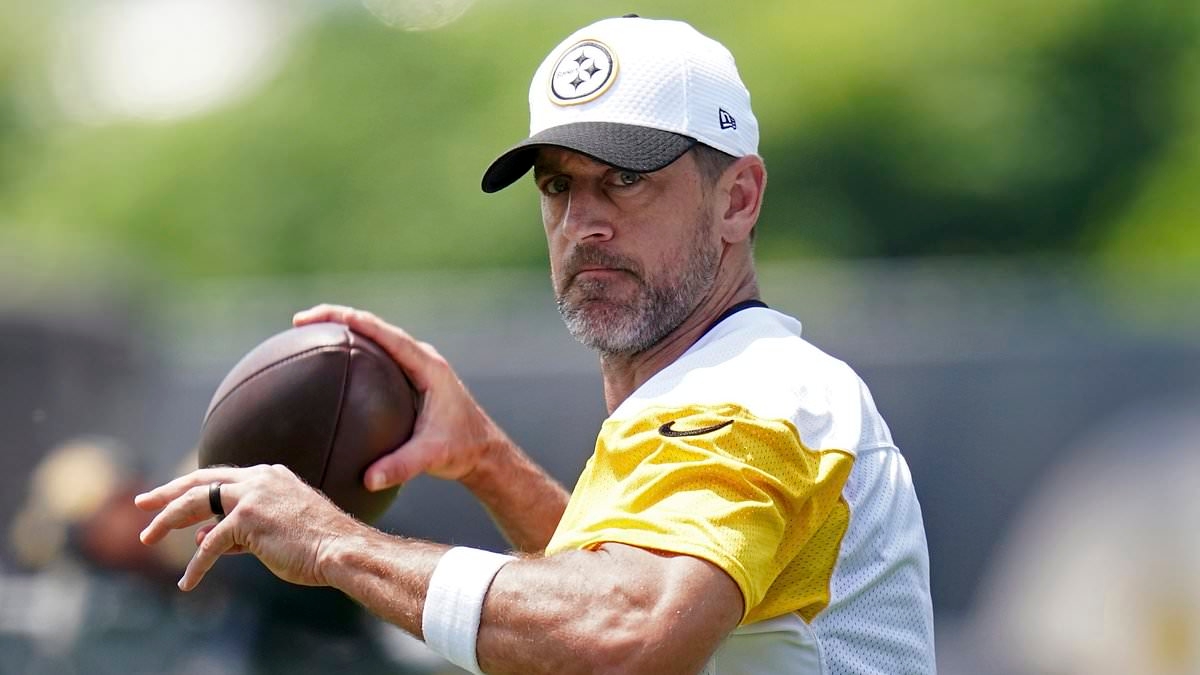 Radio host savages 'egomaniac' and 'narcissist' Aaron Rodgers in furious rant about his failure to retire from the NFL
