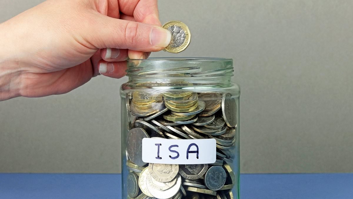 Major blow for savers as Reeves is set to slash tax-free Isa allowance
