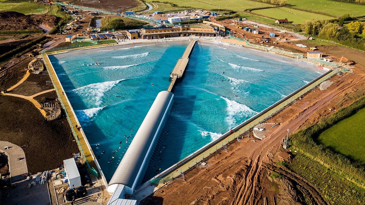 The Wave reopens to surfers with Boardmasters founder in charge after financial dispute