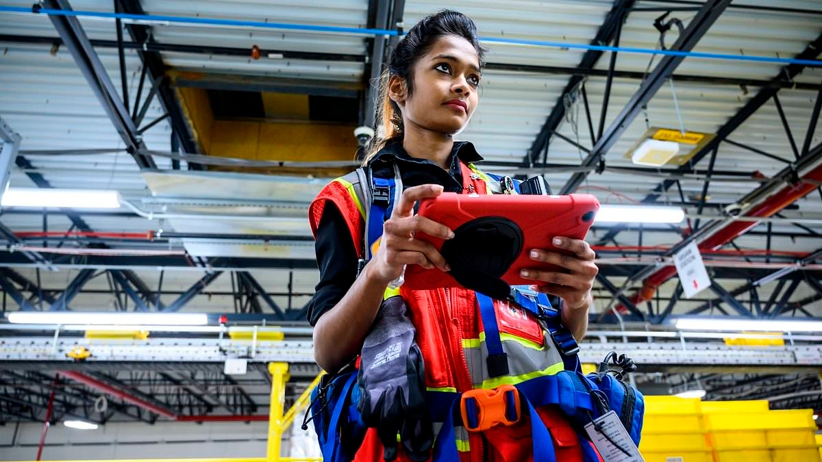 World's biggest retailer will soon have more robots than human employees