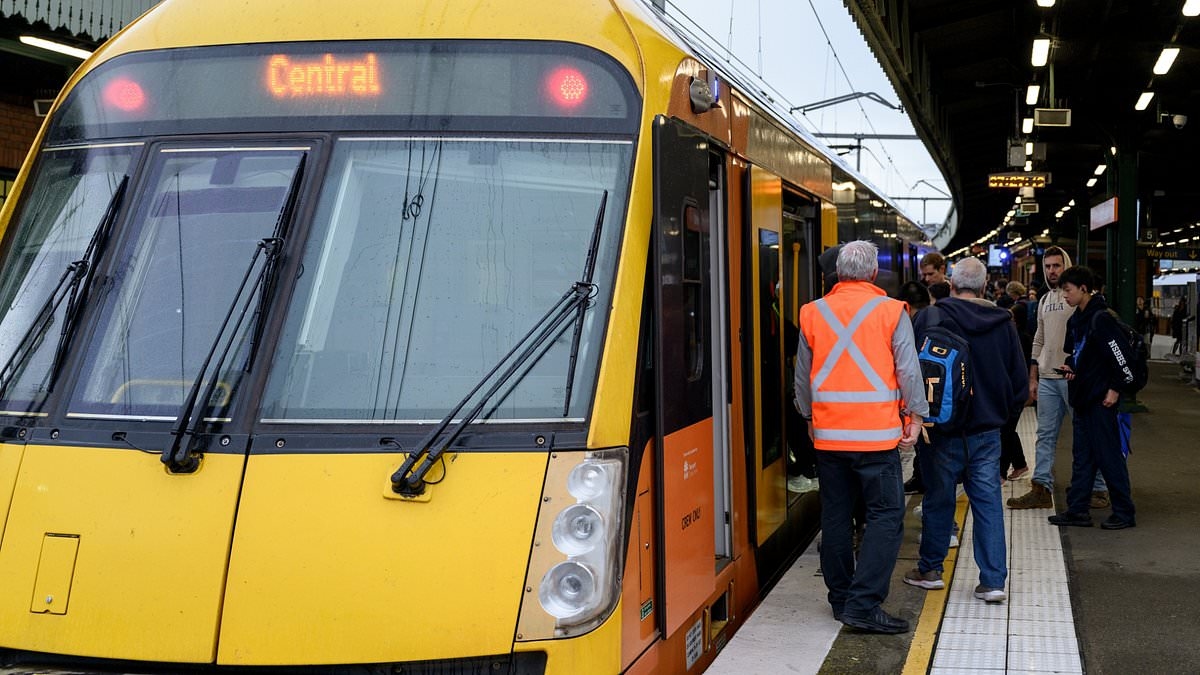 Sydney Trains delays and cancellations today: Warning issued