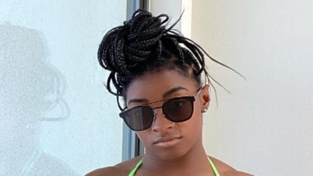 Did Simone Biles get secret plastic surgery? Gymnast unveils new look on holiday