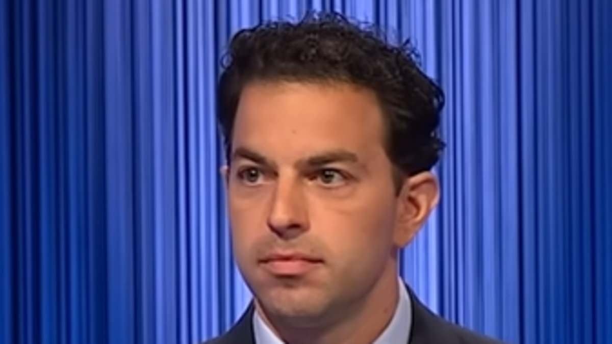Jeopardy! champion slams new winner's false record as contestant breaks his silence