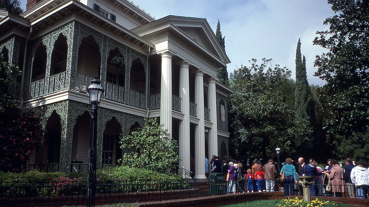 Disneyland announces closing date for beloved attraction during 70th anniversary celebration