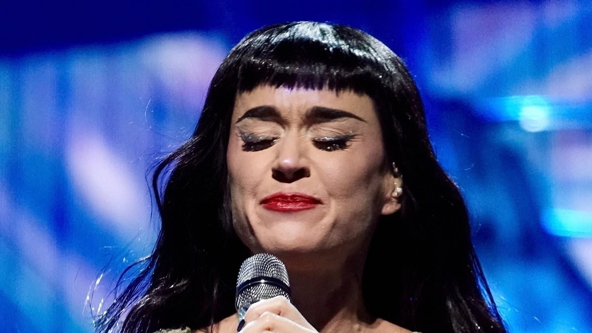 EXCLUSIVE Katy Perry's secret hurt as Orlando Bloom behaves like 'acting-out adolescent'