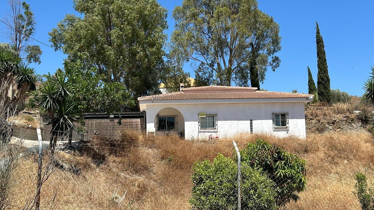 EXCLUSIVE Woman issues chilling warning to Brits buying holiday homes in Spain after squatters invade home and leave her £90k out of pocket