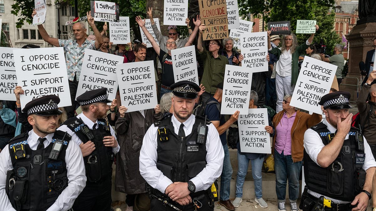 Palestine Action 'sets up a secret website' to recruit new members as support of terror group becomes criminal offence