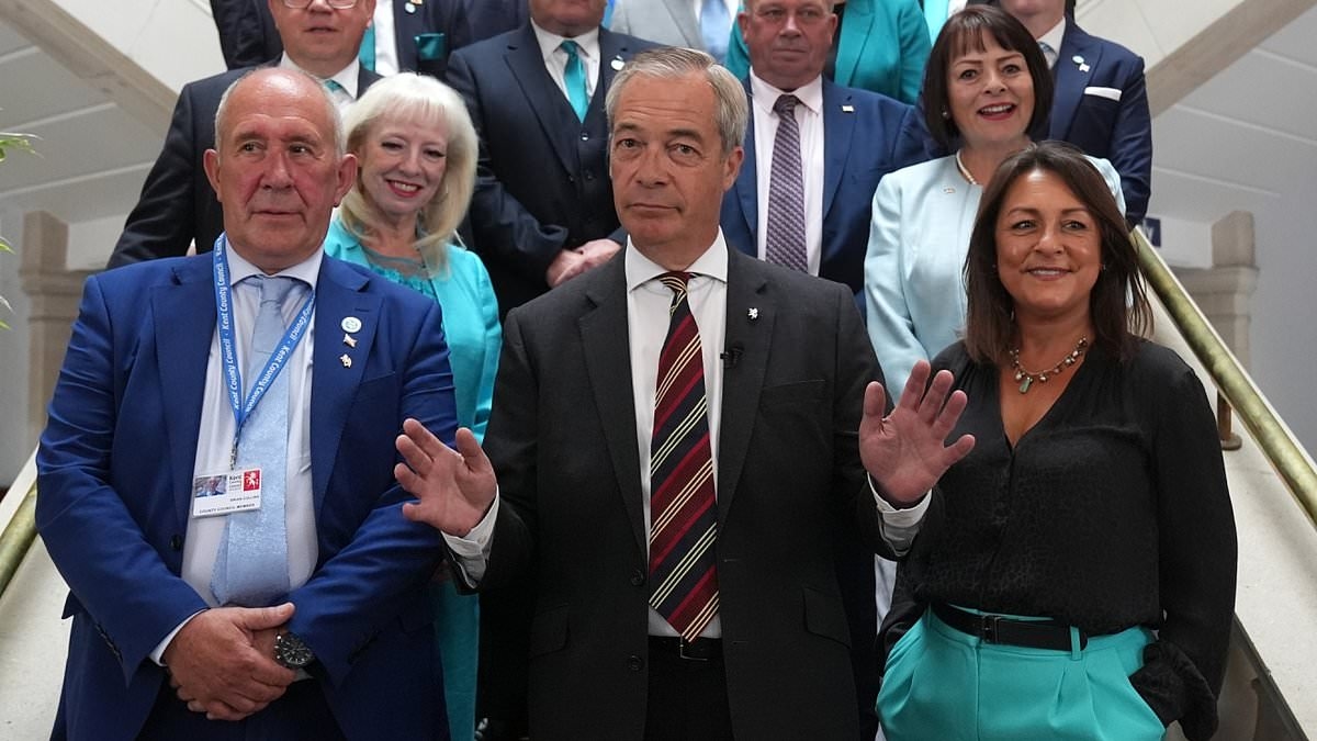 Nigel Farage ducks questions about MP who quit Reform amid probe into 'business propriety' as leader tells councillors to behave 'with integrity'