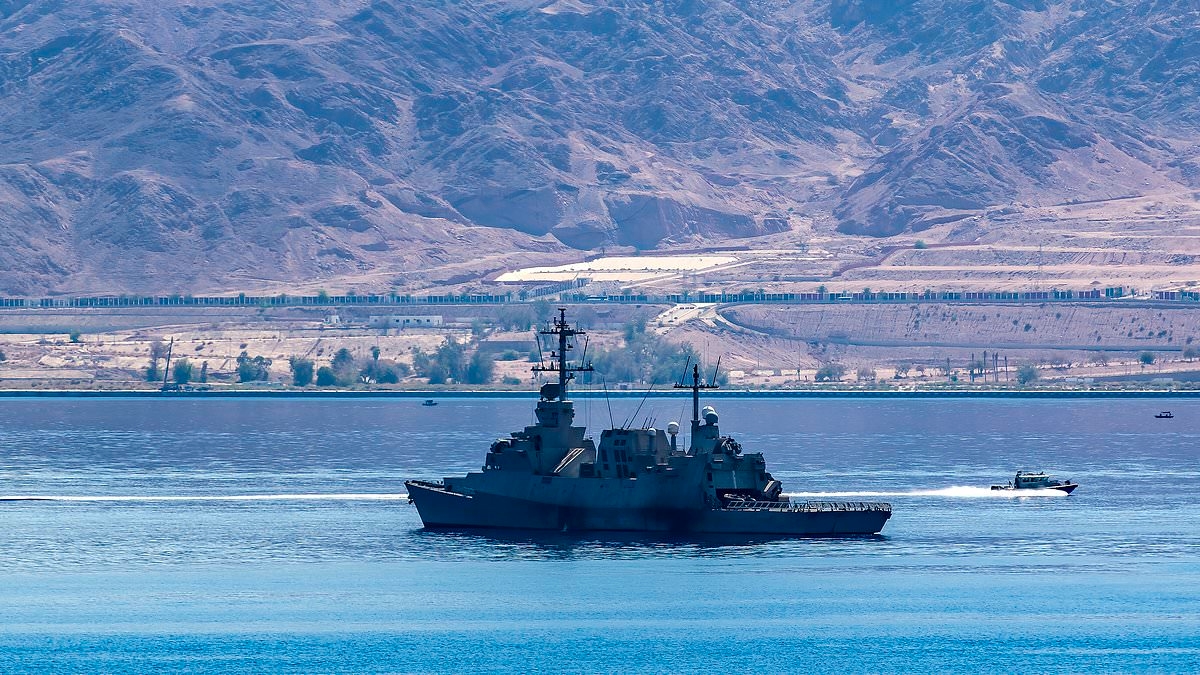 Chinese warship targets German plane with a laser over Red Sea