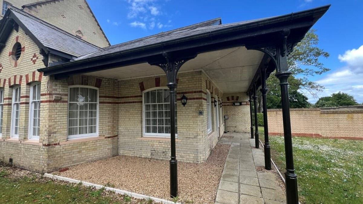 Murder house where 'Butcher of Suburbia' killed his elderly landlady goes on sale for £550,000