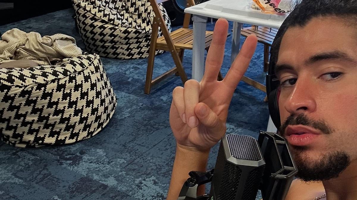 Fans are all saying the same thing about Bad Bunny shading his ex Kendall Jenner