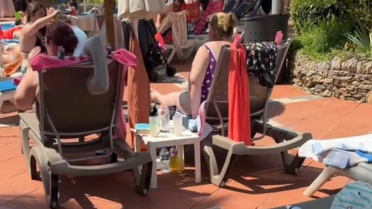 Brits furious after hotel leaves 'warning' on their sunbed due to 'unfair rules'