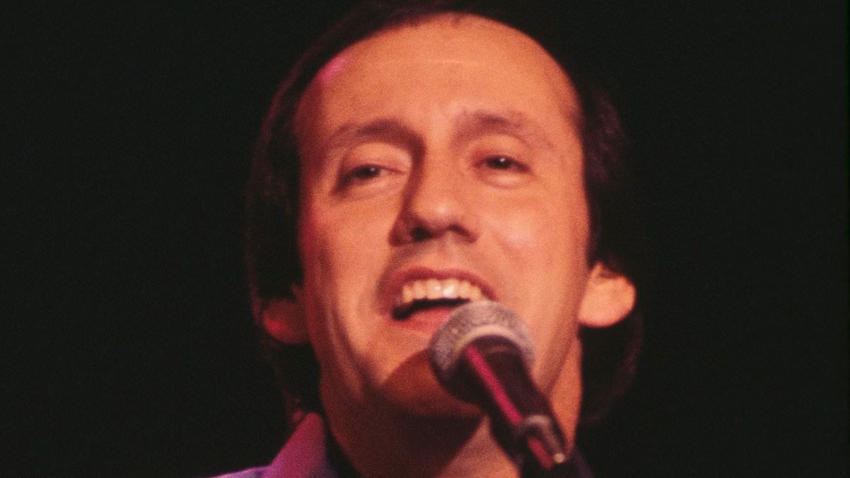 BREAKING NEWS Country legend hospitalized after heart attack in Nashville