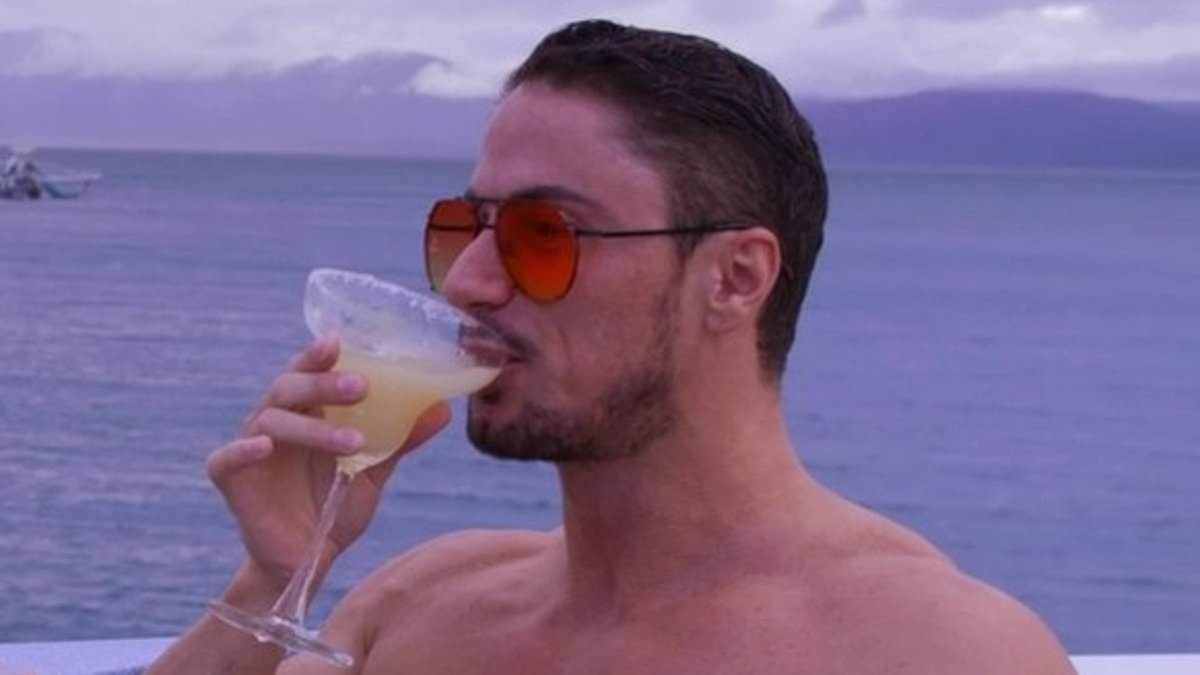 Adult stars who stiffed luxury superyacht crew with 'pathetic' tip break silence after backlash