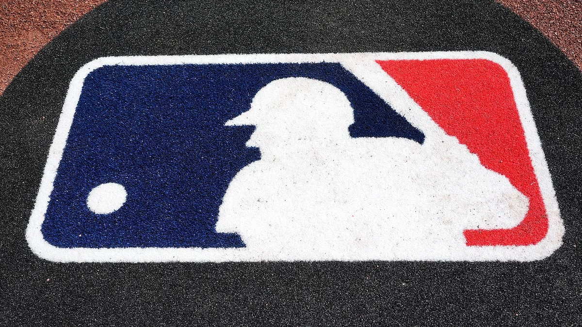 Yankees icon to miss first game in 16 YEARS for personal reasons... ending barely-believable 1,339-game streak