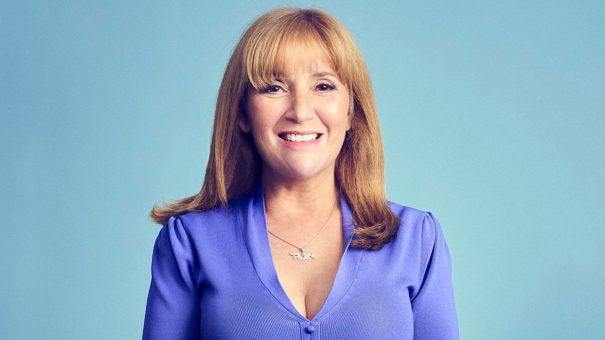 I was so intimidated by my glamorous fellow dinner guest. Then she did something so repulsive I lost all respect for her. This vile habit is irritatingly common. So, are you guilty of it?: ANGELA EPSTEIN