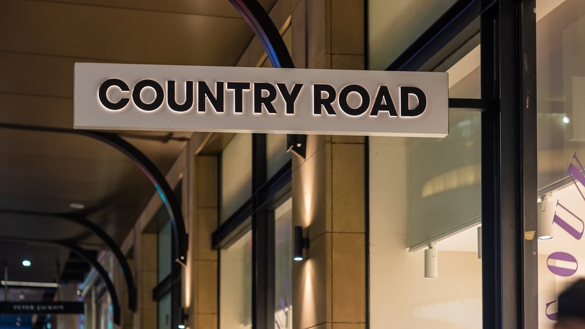 Country Road shuts down stores across the country as retail apocalypse strikes Australia
