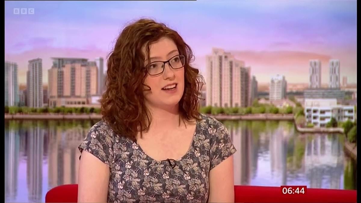 Doctors' leader boasts of 'left-wing' views while demanding 29% pay hike as NHS faces cancelling thousands of ops due to FIVE DAYS of strikes