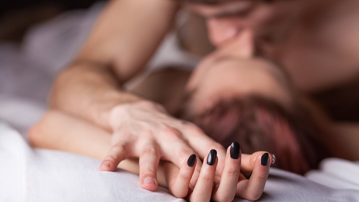 Relationship expert shares simple trick to help you have more sex-and it's perfect for couples with different needs