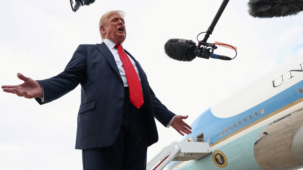 Trump tears into Putin as he pushes for a ceasefire