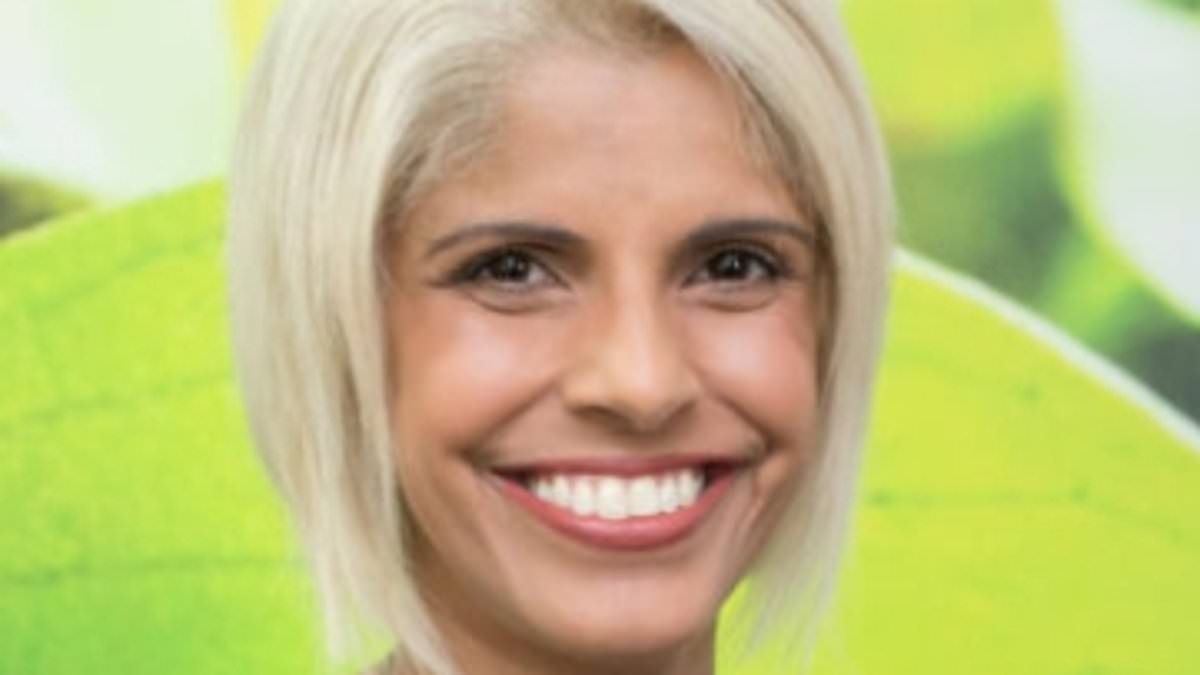 Ex-nurse who paid patient $3,000 to have her ex boyfriend's 'd*** cut off' after breakup is banned from practicing for just FOUR years