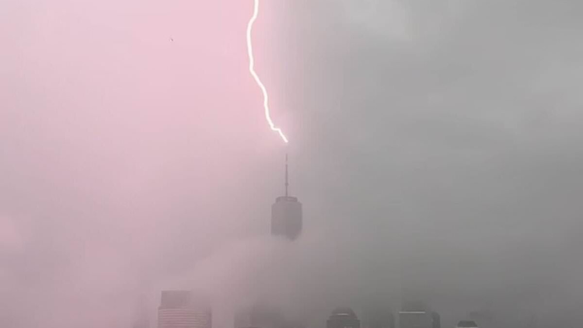 BREAKING NEWS NYC flash flood warning as torrential rain batters city and insane footage emerges
