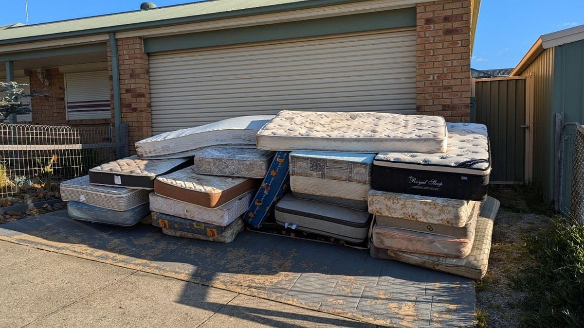 Shock update after 26 old mattresses were dumped on a family's driveway