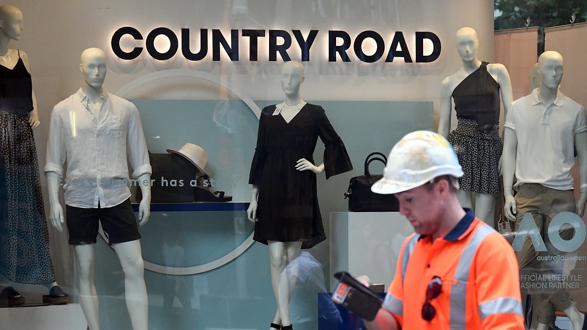 Country Road issues a major update to customers after shutting stores