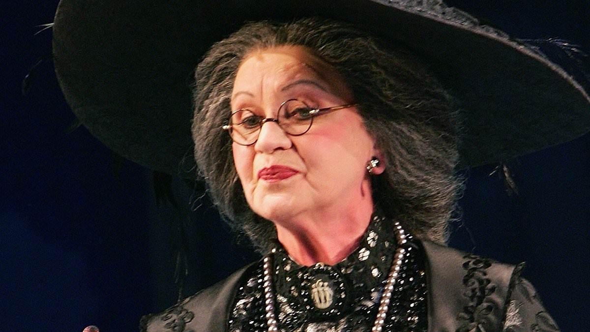 Iconic Australian singer dies after 40-year career: 'She won the hearts of audiences'