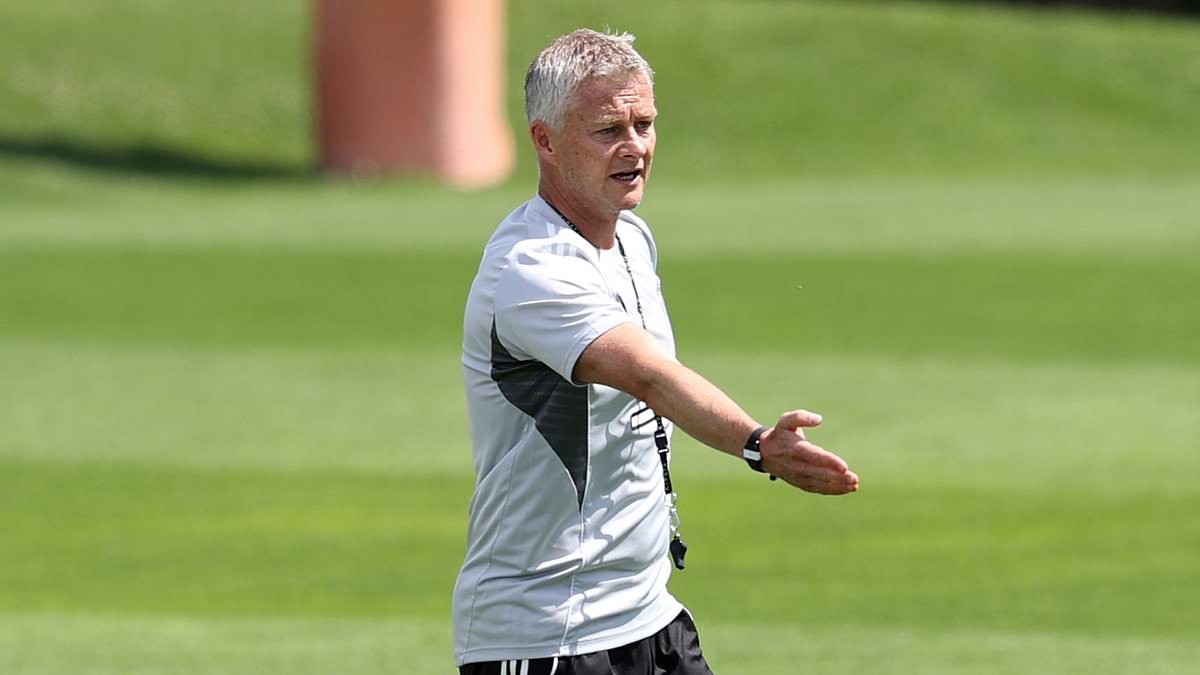 Former £25m Man United flop eyed by Ole Gunnar Solskjaer at Turkish outfit Besiktas amid row over unpaid bonuses at current club