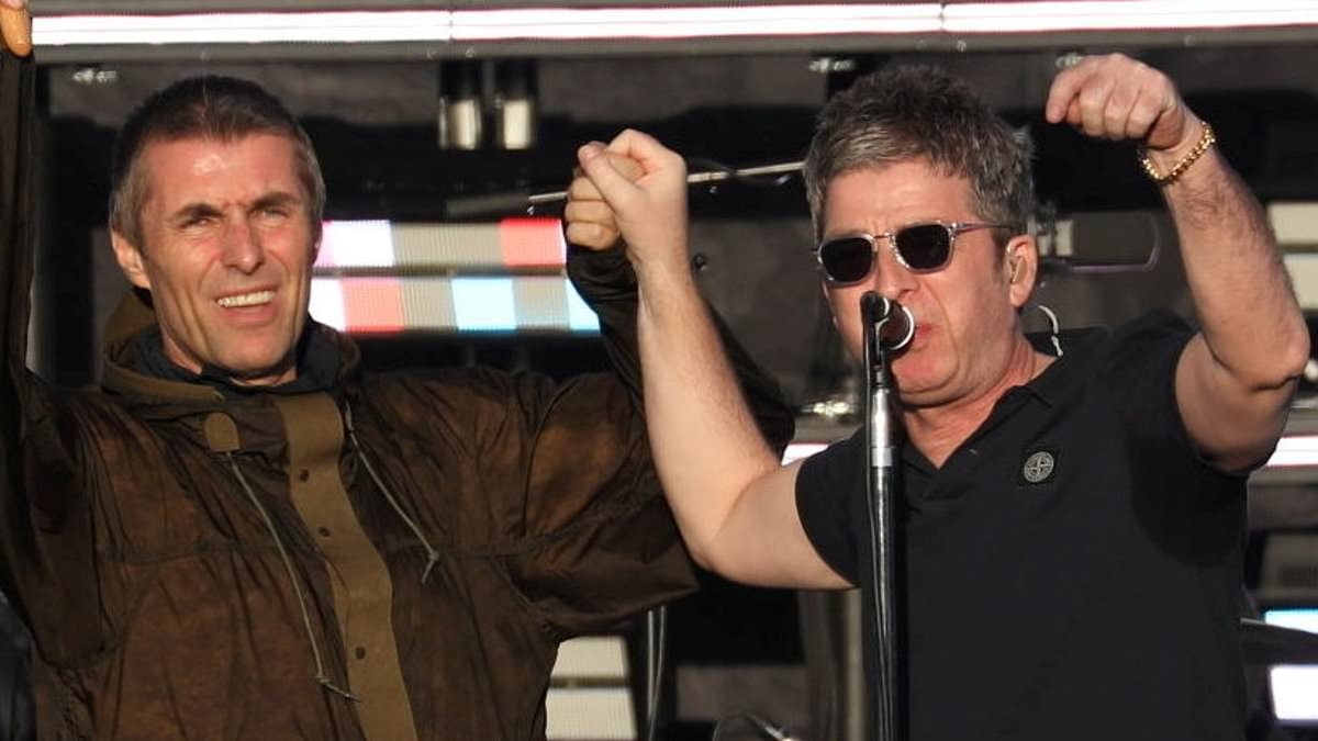 Huge steel fences are erected ahead of upcoming Oasis reunion gigs to stop ticketless fans from watching show 'for free' as Gallagher brothers return to Heaton Park