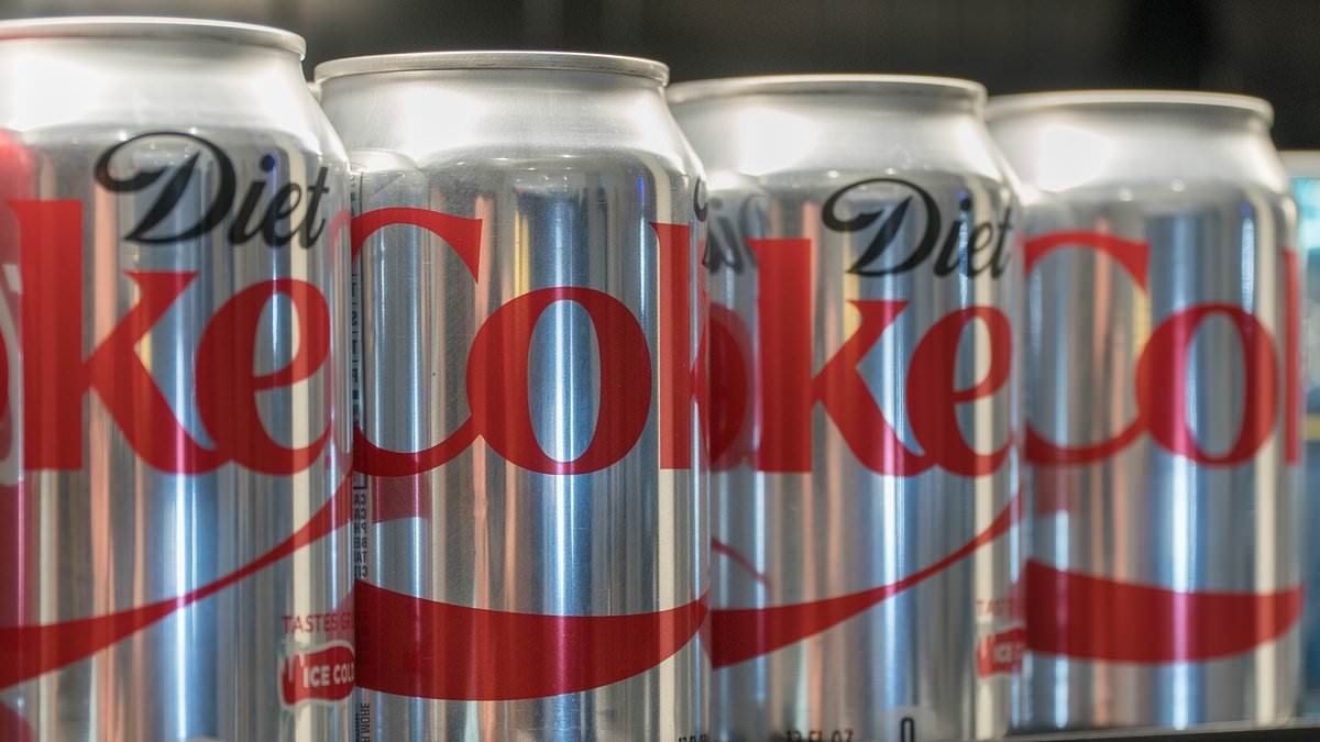 Artificial sweetener found in Diet Coke and chewing gum could trigger puberty early, study suggests
