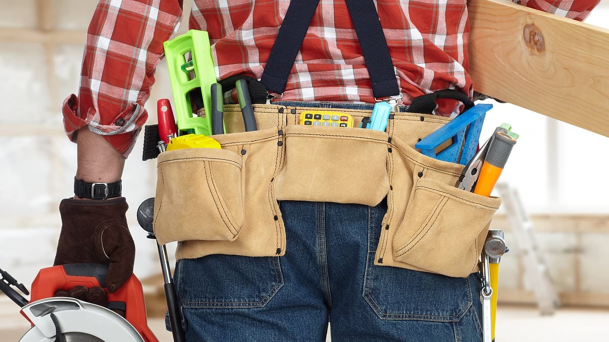 TSA warns dads over '7-inch rule' which could see them held up at security
