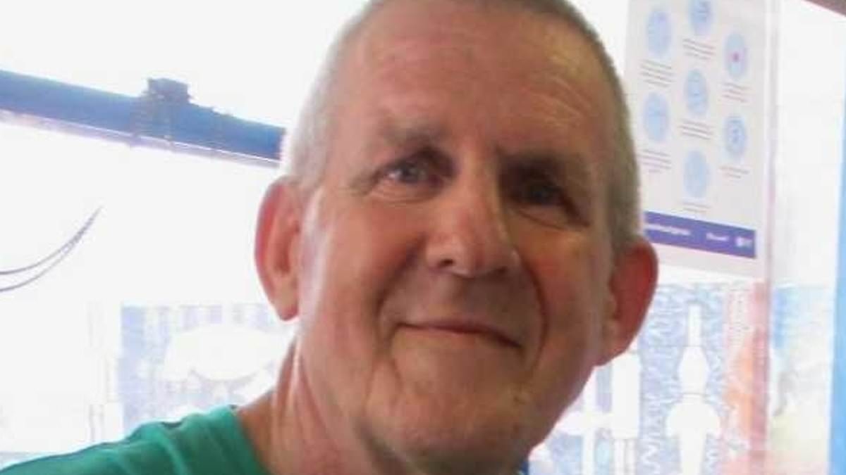 The eerie last smirk of Peter Falconio's killer revealed in his family's chilling final photograph - before he died of cancer and took his grim secret to the grave