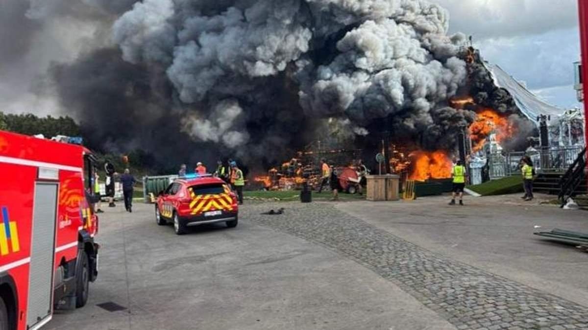 BREAKING NEWS Moment Tomorrowland stage goes up in flames and is destroyed by inferno just days before festival is set to start