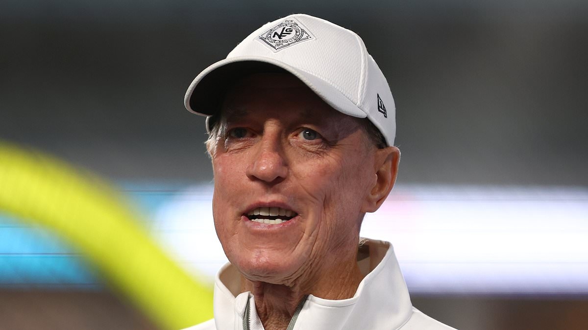 Jim Kelly reveals newborn grandson has emergency surgery after being born with 'unexpected medical complications'