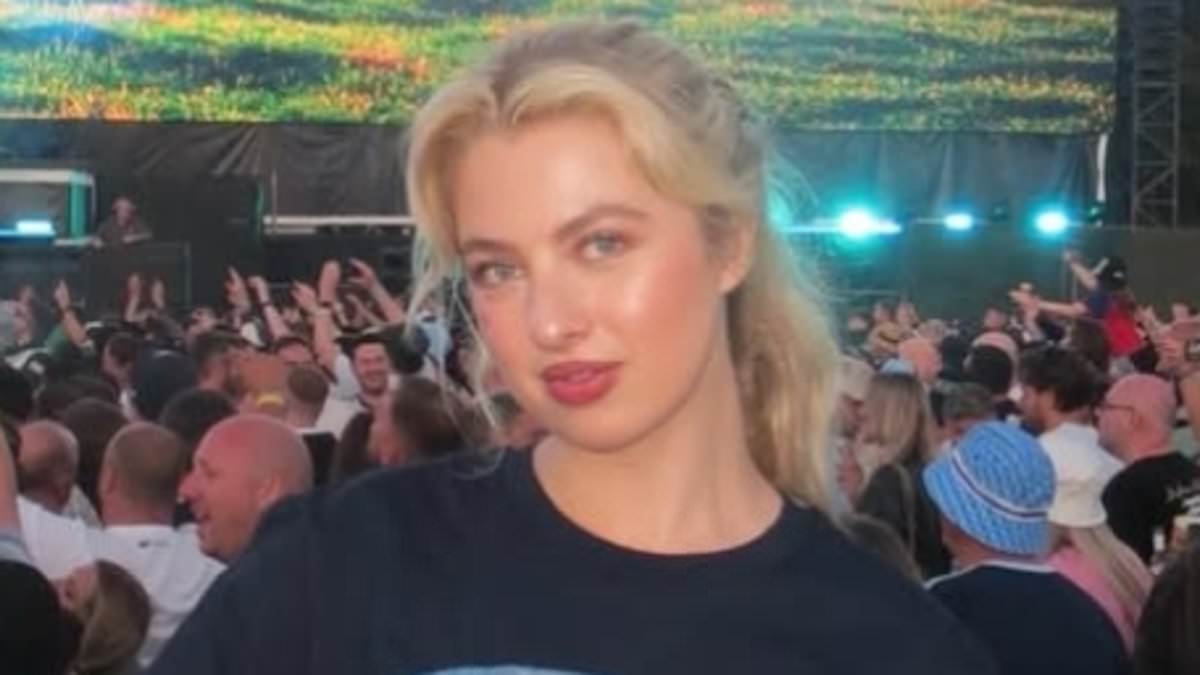 Noel Gallagher's daughter Anais shares behind the scenes digital camera snaps from Oasis' Manchester gigs after criticising fans who have flooded her DMs with ticket requests