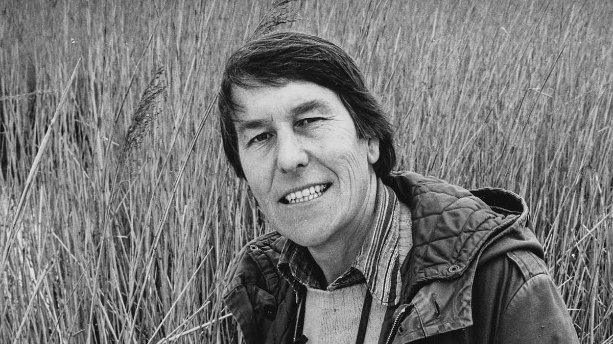 Huge sum former BBC wildlife presenter Tony Soper left to his family in his will after dying aged 95