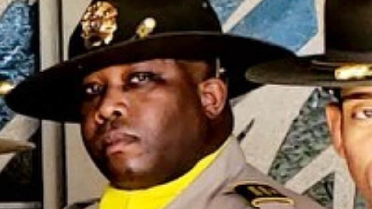 Parole officer shot and killed in his office in front of horrified colleagues