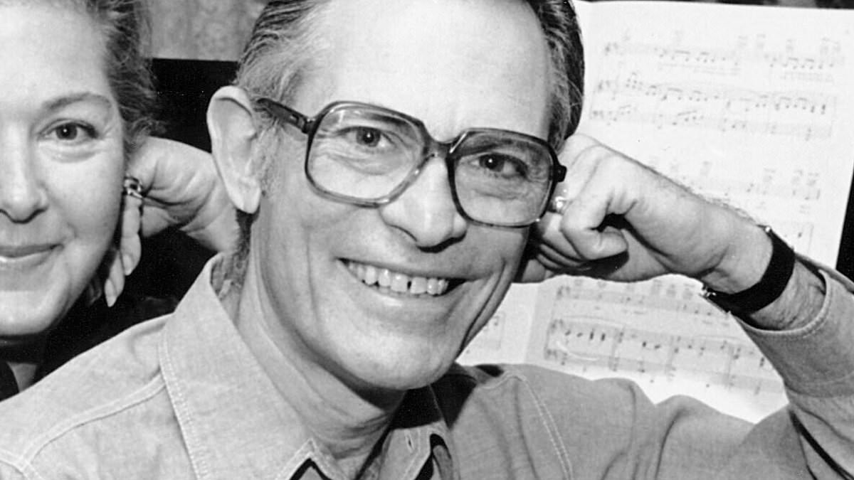 BREAKING NEWS Oscar-winning lyricist who wrote songs for Barbra Streisand and Frank Sinatra dies at 99