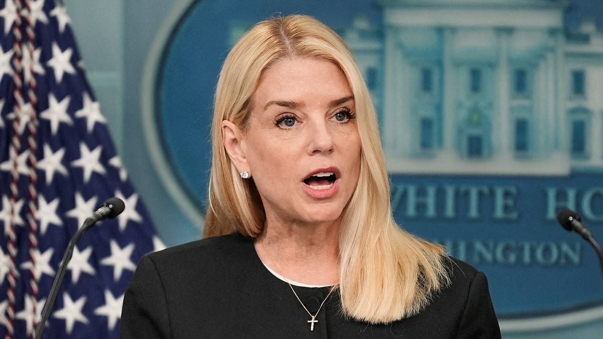 BREAKING NEWS Pam Bondi files motion to release secret Epstein grand jury testimony in desperate move to appease Trump