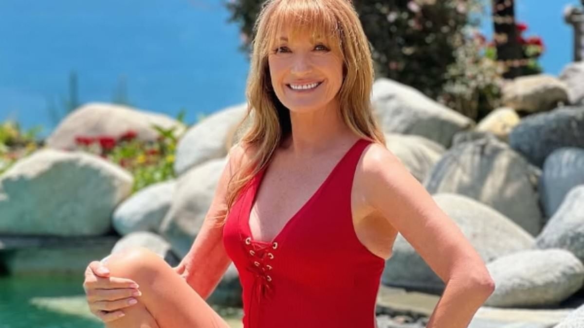 EXCLUSIVE Jane Seymour, 74, shares a simple diet hack to stay a size four that is so easy anyone can do it