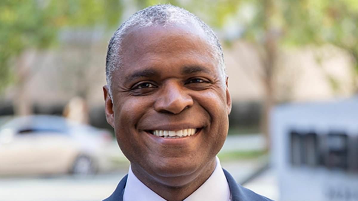 Top CEO of huge taxpayer-funded company is forced to step down over his immigration status